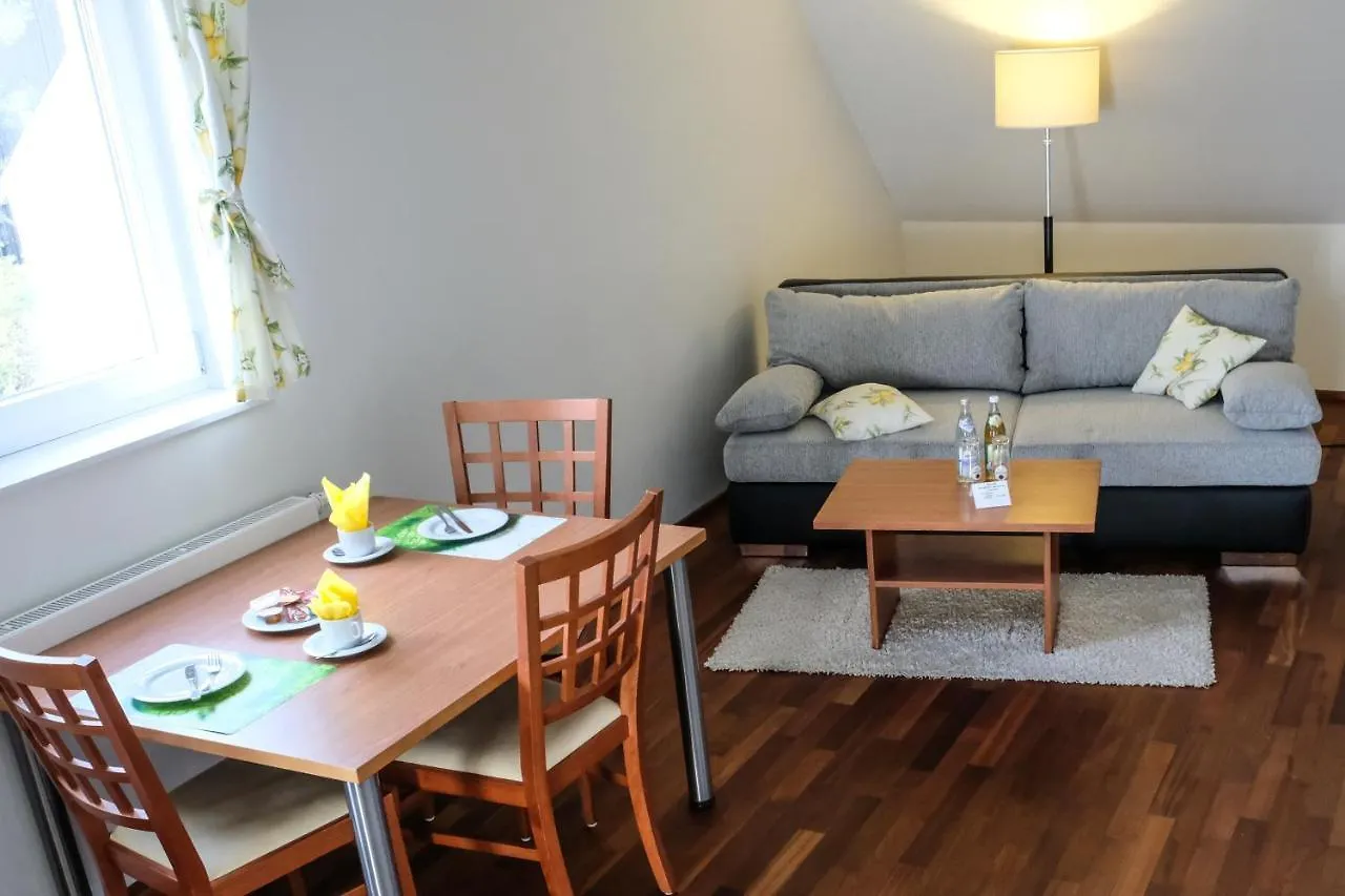 Jungingers Aparthotel Holzheim