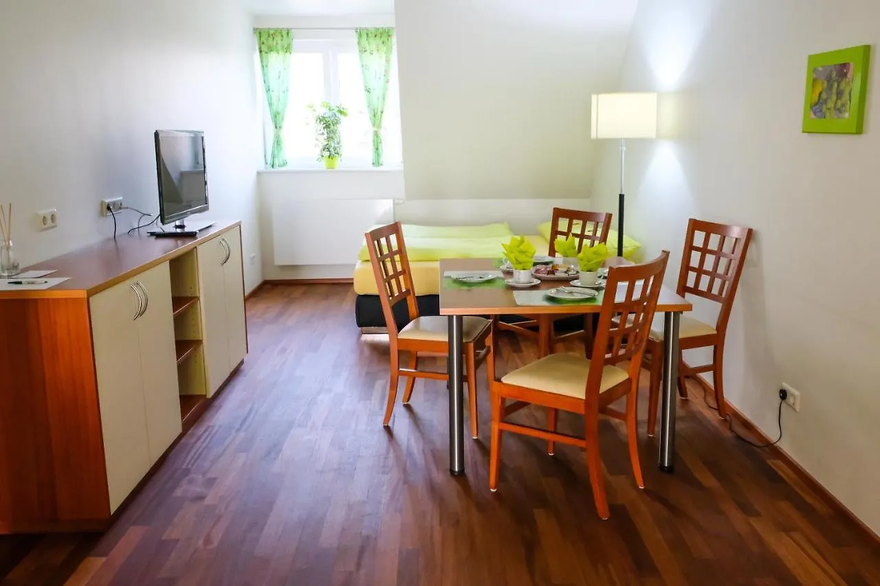 **  Jungingers Aparthotel Holzheim Germany
