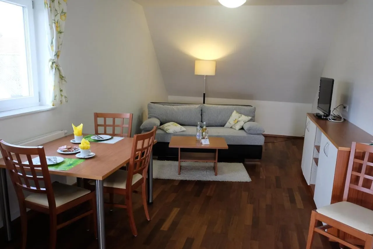 Jungingers Aparthotel Holzheim